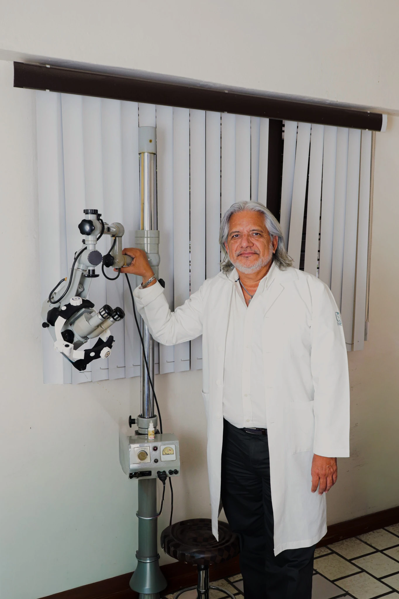 Dr. Cristóbal Mendoza - Otorrinolaringólogo